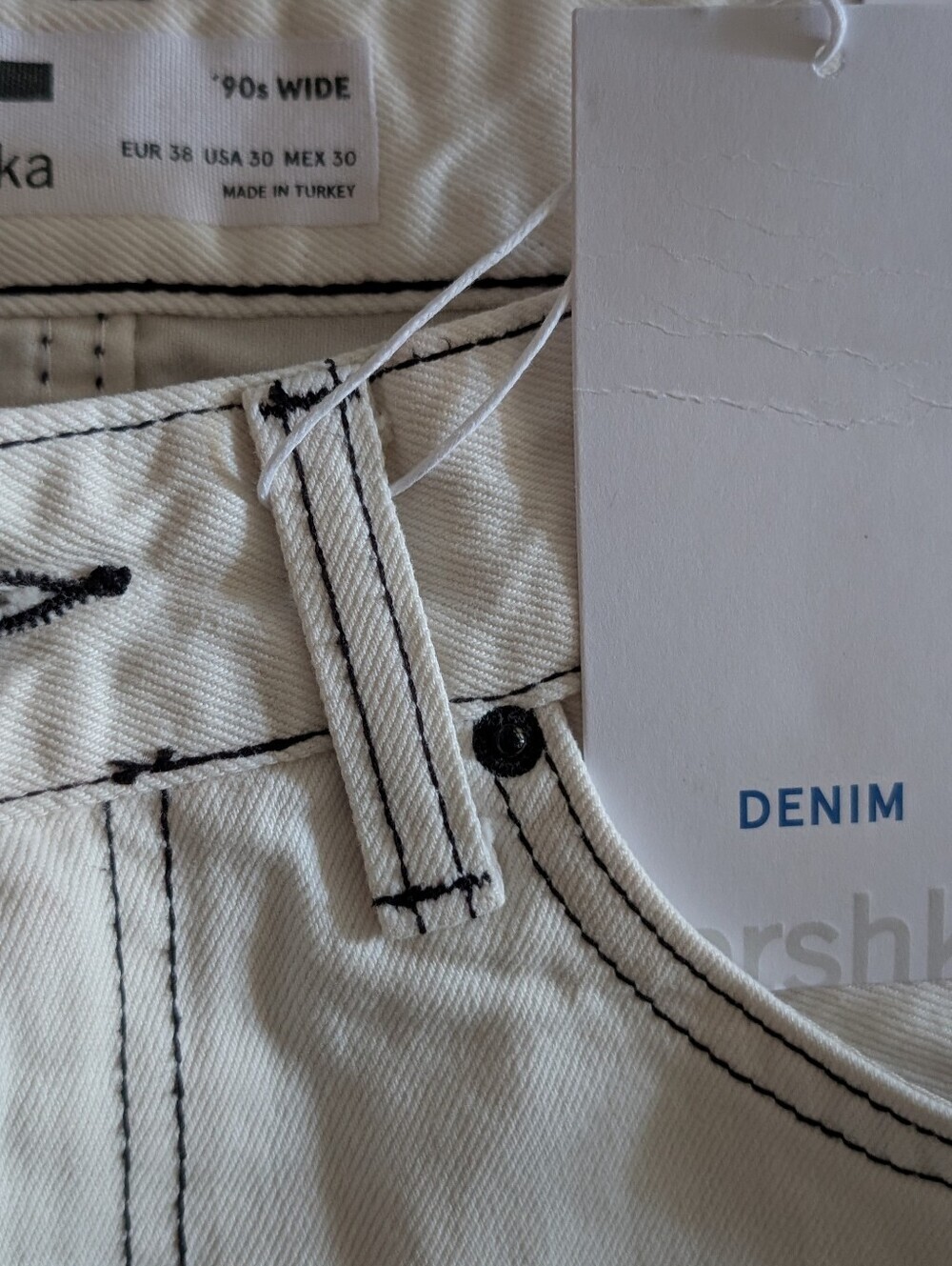 Bershka Cream/White Jeans with Pink & Muted Green Print *30 *NWT - Picture 2 of 5